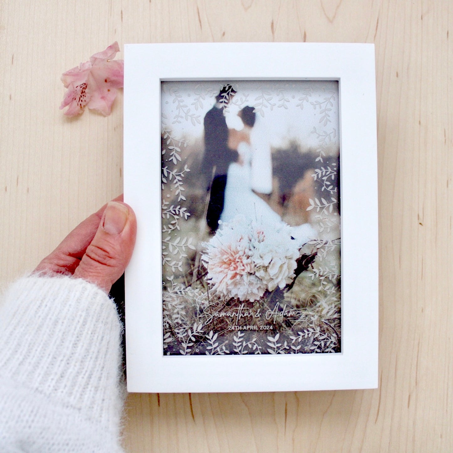 Personalised wedding frame gift | wood botanical picture frame | 5th wedding anniversary | personalised engagement photo gift | 6x4 7x5 8x10