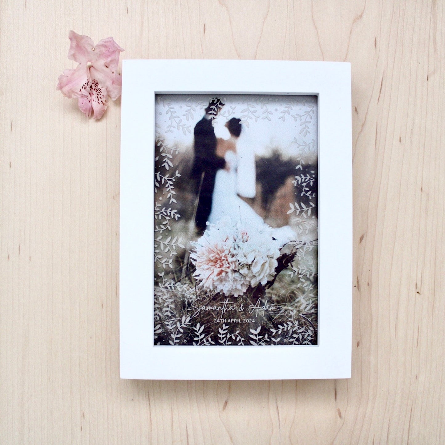 Personalised wedding frame gift | wood botanical picture frame | 5th wedding anniversary | personalised engagement photo gift | 6x4 7x5 8x10