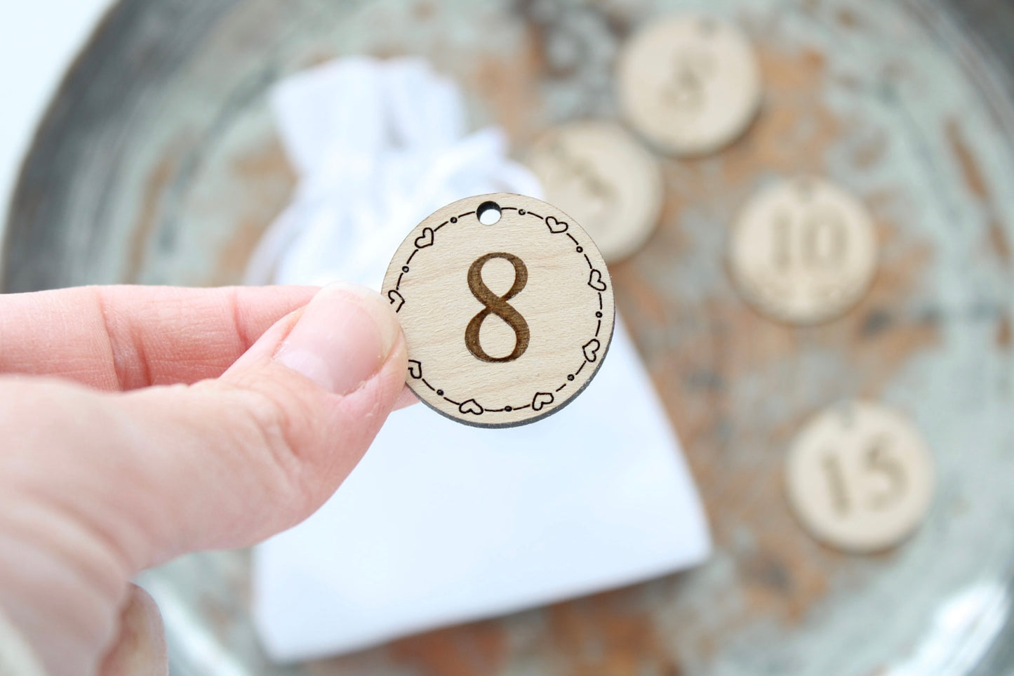 25 Advent tags, perfect for DIY advent calendars