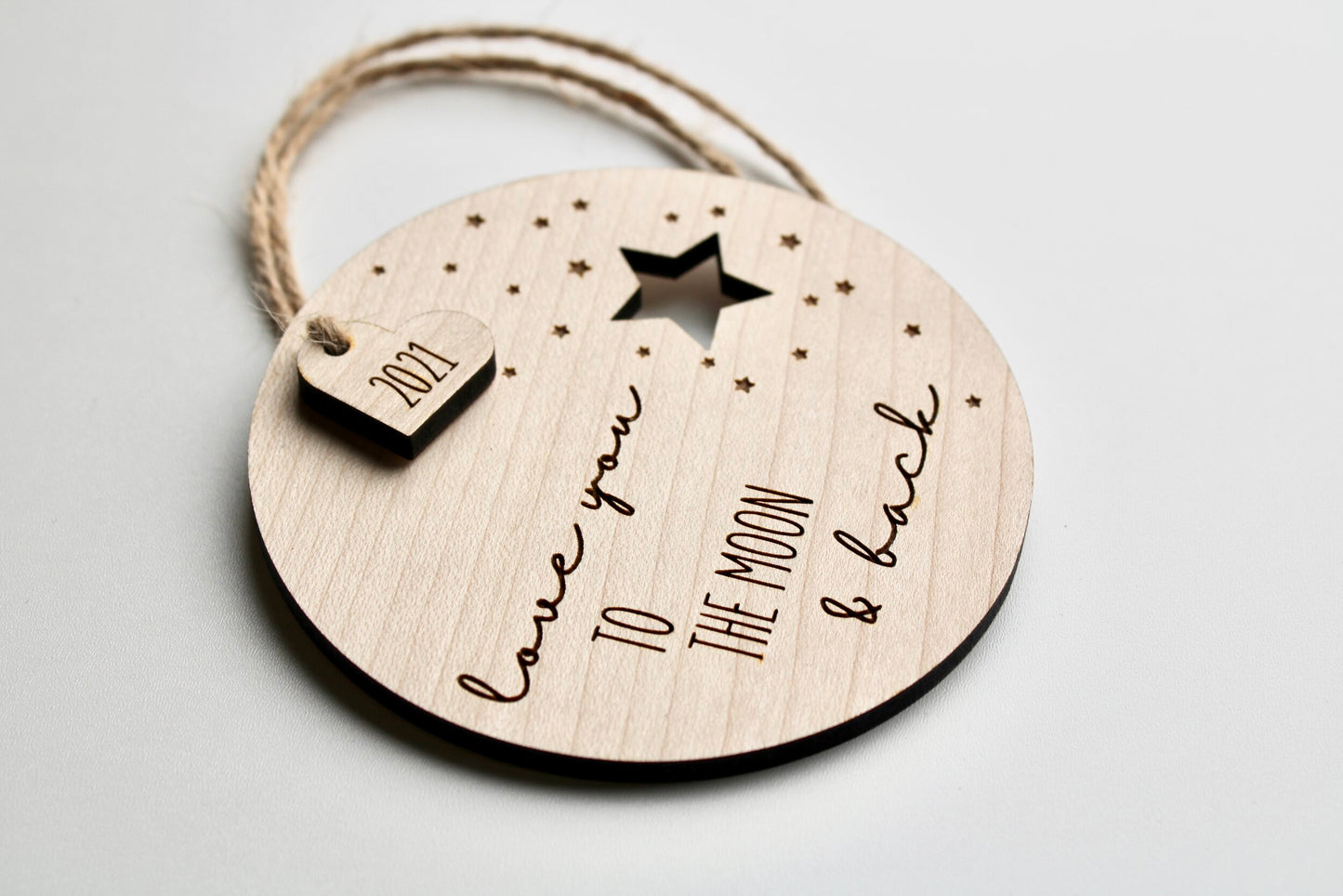 Love you to the moon wooden circle decoration