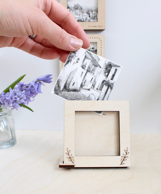 Square wooden frame - tiny