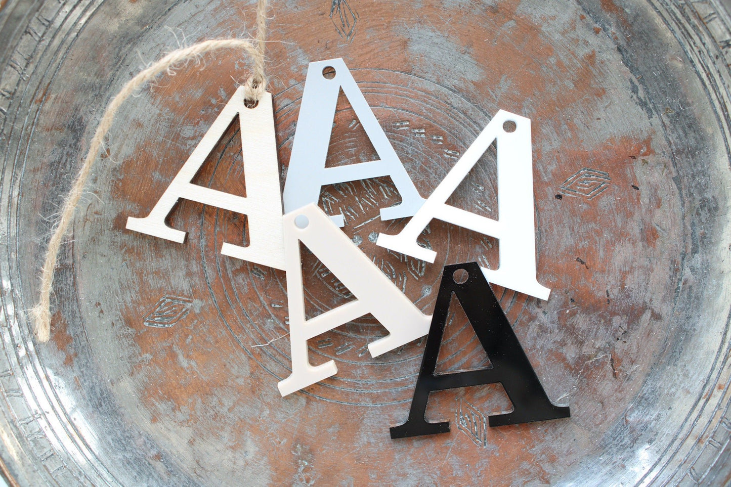 Initial / alphabet keyring