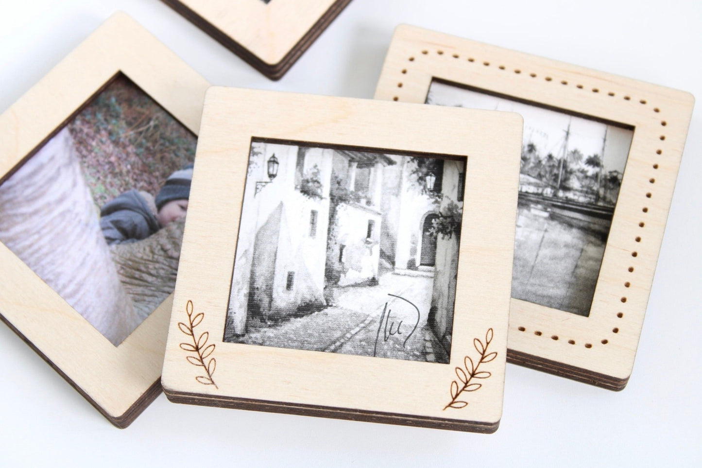 Square wooden frame - tiny